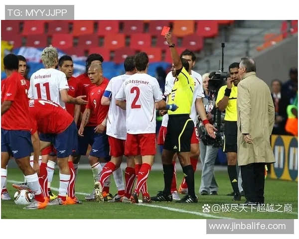 聚焦世界足球球星精彩表现全面盘点各大赛事中频繁出场瞬间