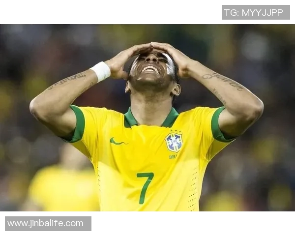 低调球星如何在绿茵场上绽放光彩却始终保持淡然姿态 低调球星如何在绿茵场上绽放光彩却始终保持淡然姿态